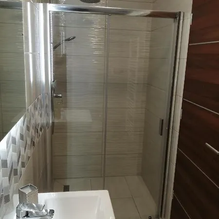 Cinege Apartmán *